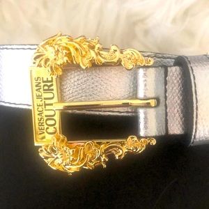 Women Versace Couture belt . Silver . Size 90